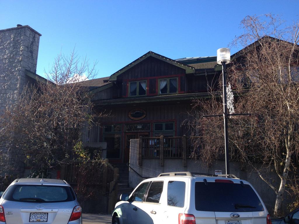 Howe Sound Inn & Brewing Company สความิช ภายนอก รูปภาพ