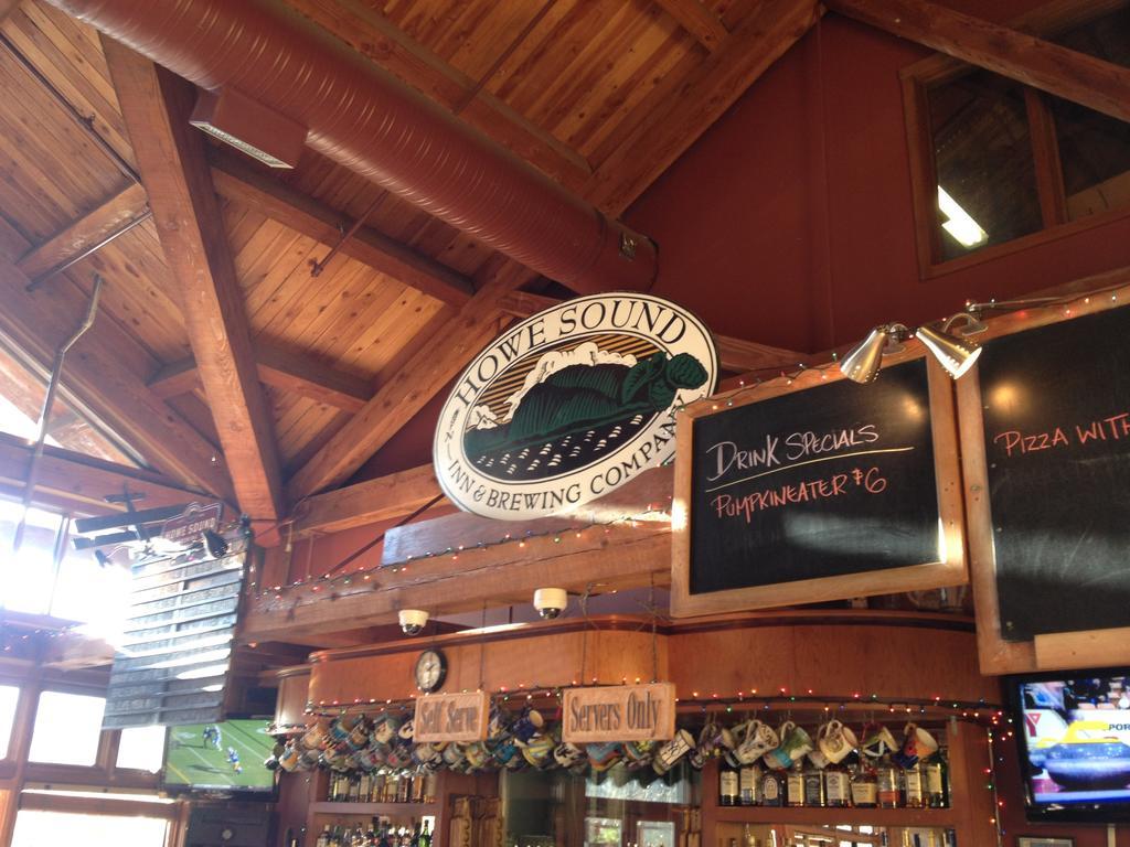 Howe Sound Inn & Brewing Company สความิช ภายนอก รูปภาพ