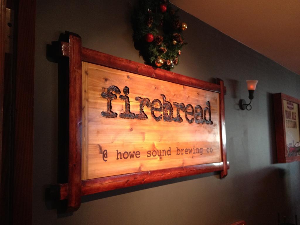 Howe Sound Inn & Brewing Company สความิช ภายนอก รูปภาพ