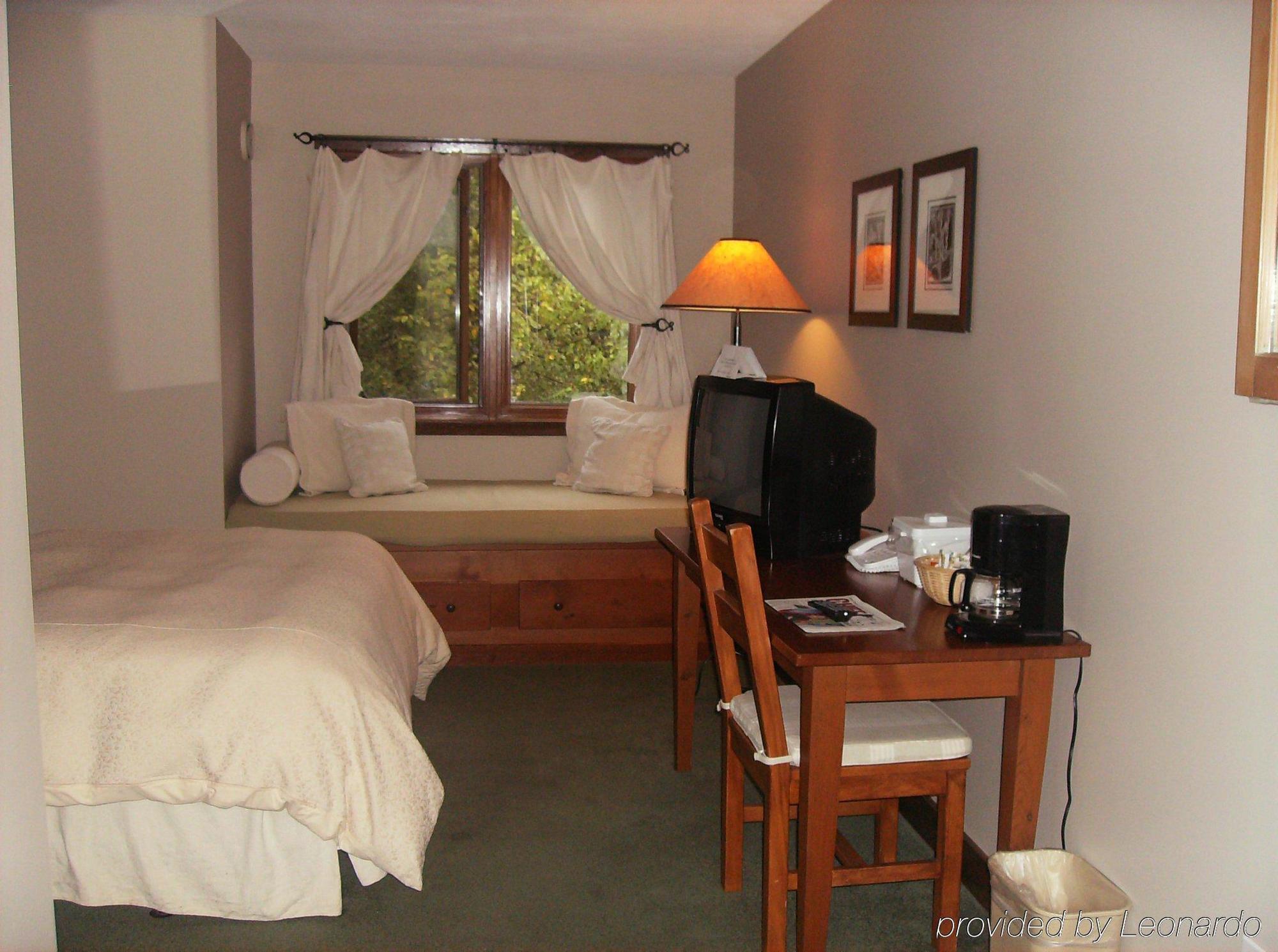 Howe Sound Inn & Brewing Company สความิช ห้อง รูปภาพ