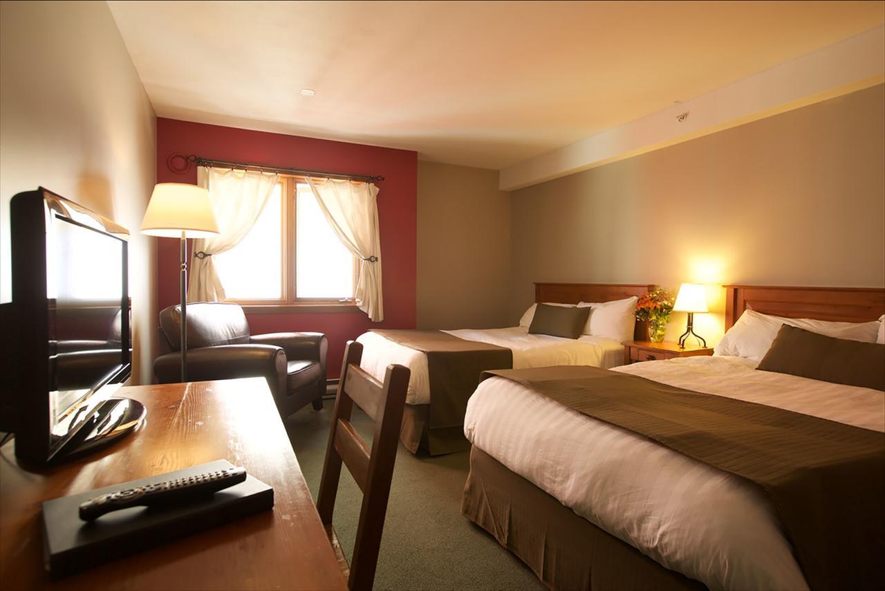 Howe Sound Inn & Brewing Company สความิช ภายนอก รูปภาพ