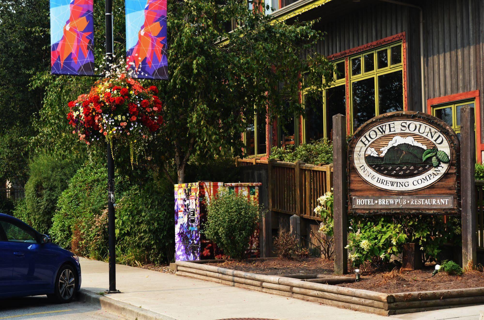 Howe Sound Inn & Brewing Company สความิช ภายนอก รูปภาพ